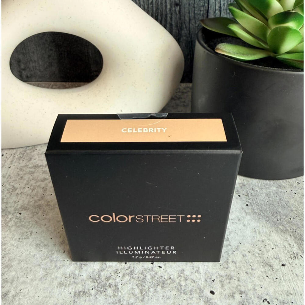 Color Street CELEBRITY Powder Highlighter - Luminous Champagne $30 MSRP